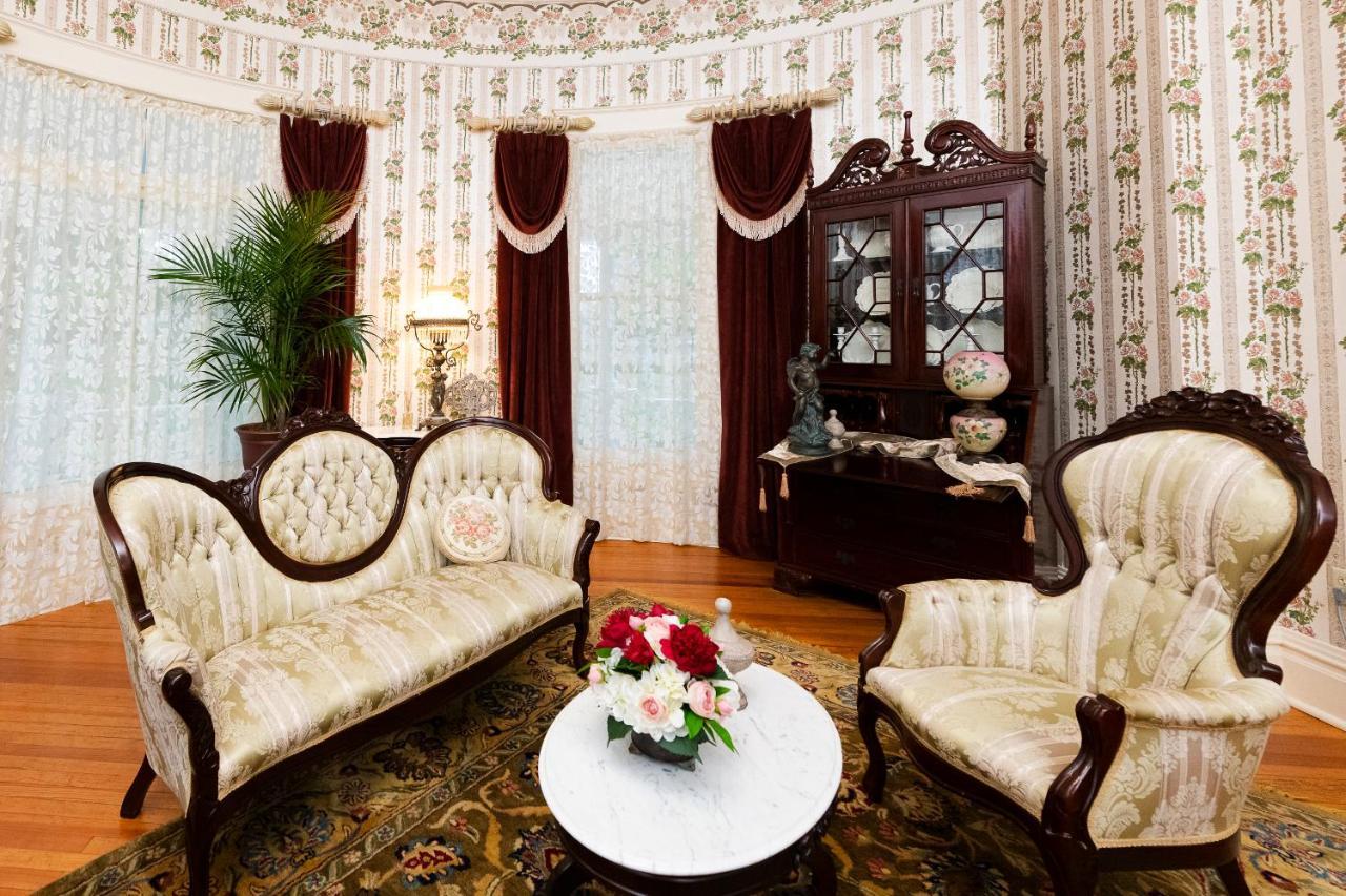 Captain Henderson House 호텔 아르카델피아 외부 사진