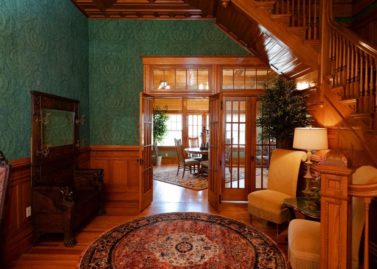 Captain Henderson House 호텔 아르카델피아 외부 사진