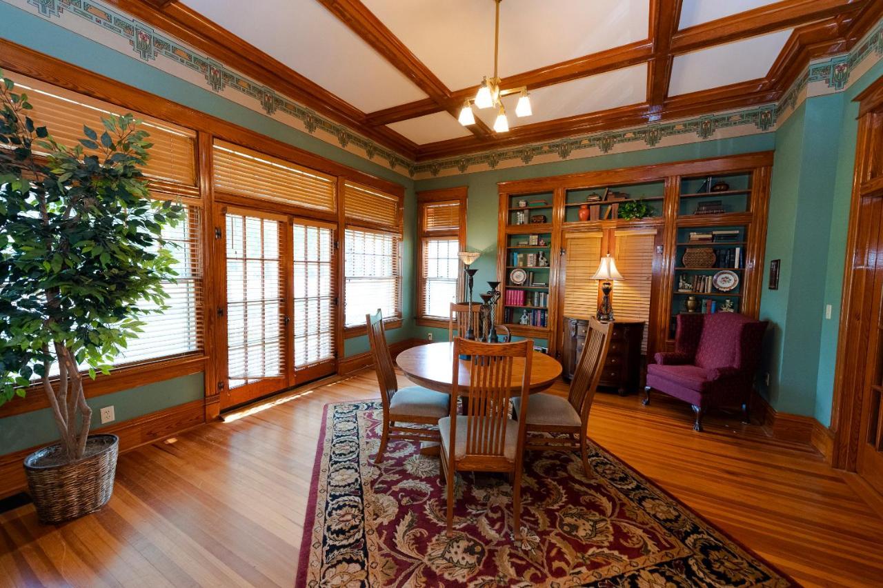 Captain Henderson House 호텔 아르카델피아 외부 사진