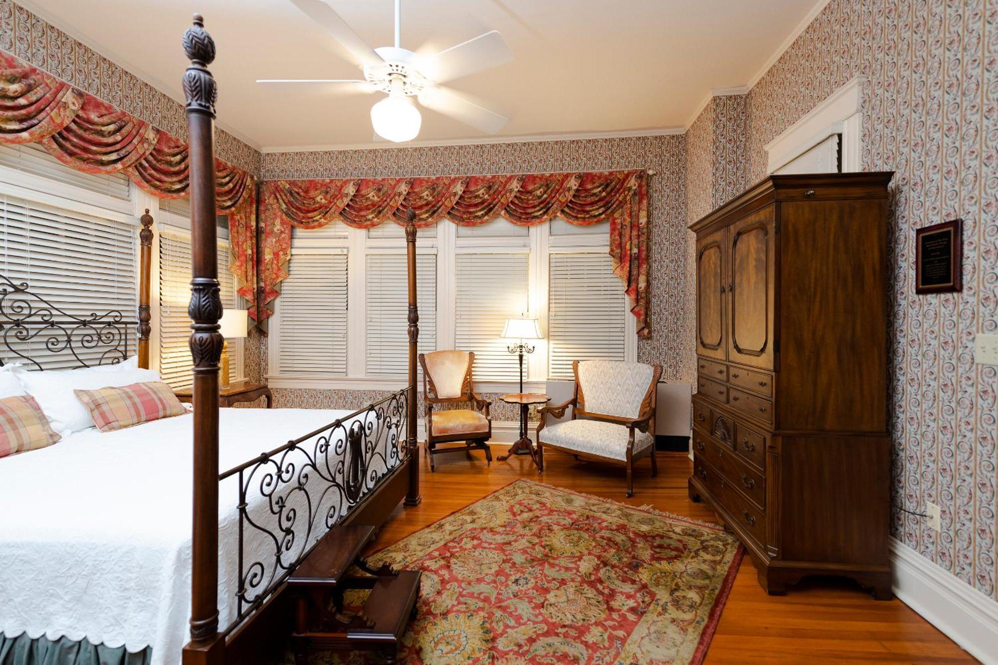 Captain Henderson House 호텔 아르카델피아 객실 사진